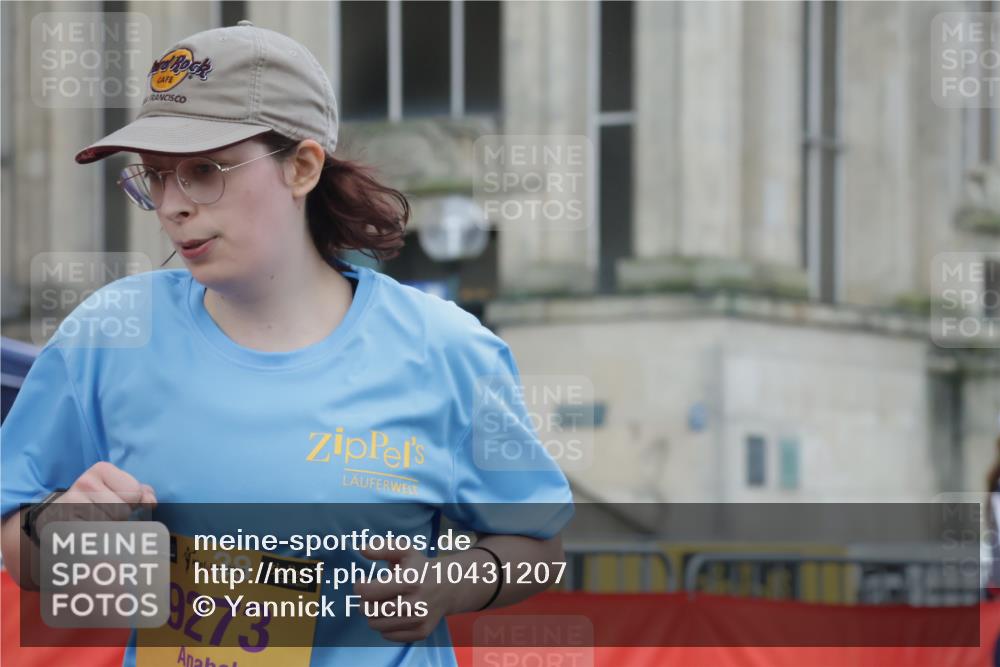 13.09.2026 - Kiel Lauf Yannick Fuchs http://msf.ph/oto/10431207 13.09.2026 11:15:25 Ziel 155, 2401, 5327, 11871, 2092, 9273, 10116, 10124, 1246, 3087, 9175, 12831, 12832, 12833, 12834, 3707, 3708, 5601, 9273, 11482 meine-sportfotos.de