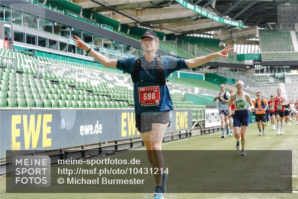 13.09.2026 - 21. swb-Marathon Bremen Michael Burmester http://msf.ph/oto/10431214 13.09.2026 13:04:09 Laufen im Stadion 178, 209, 210, 488, 534, 565, 596, 725, 762, 881, 940, 1014, 1239, 1307, 1343, 1373, 1456, 1458, 1460, 1479, 1611, 1649, 1653, 1656, 1687, 1771, 1941, 2023, 2223, 2276, 2369, 2421, 2430, 2434, 2452, 2513, 2625, 2723, 2779, 2851, 2867, 2872, 2891, 2900, 2910, 2919, 2934, 2957, 2977, 3028, 3114, 3135, 3217, 3320, 3360, 3402, 3419, 3425, 3454, 3460, 3496, 3510, 3521, 3576, 3579, 3585, 3597, 3618, 3796, 3846, 3859, 3909, 3938, 3970, 3983, 4077, 4133, 242 meine-sportfotos.de