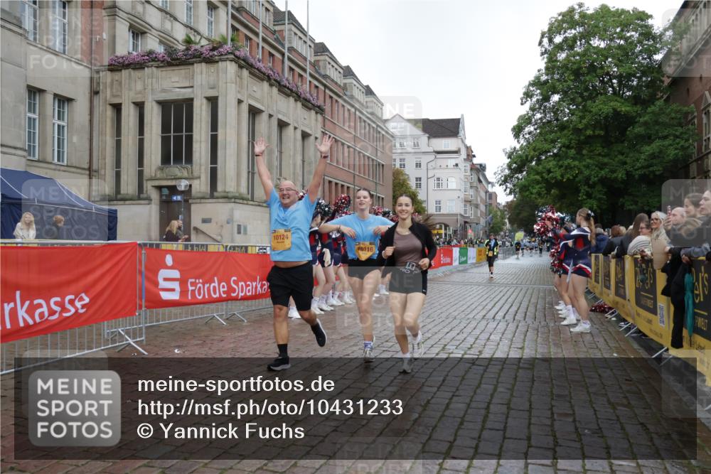 13.09.2026 - Kiel Lauf Yannick Fuchs http://msf.ph/oto/10431233 13.09.2026 11:15:33 Ziel 155, 1246, 3087, 5327, 11871, 12831, 12832, 12833, 12834, 2092, 2401, 10116, 10124, 2414, 4309, 4571, 9175, 9708, 9273, 10116, 10124 meine-sportfotos.de