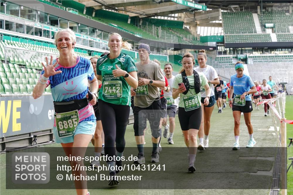 13.09.2026 - 21. swb-Marathon Bremen Michael Burmester http://msf.ph/oto/10431241 13.09.2026 13:28:43 Laufen im Stadion 111, 220, 357, 422, 476, 478, 597, 685, 726, 729, 754, 829, 888, 925, 986, 1079, 1220, 1298, 1325, 1384, 1496, 1608, 1615, 1741, 1769, 1777, 1958, 1961, 1984, 2236, 2326, 2365, 2436, 2472, 2502, 2574, 2593, 2725, 2740, 2743, 2862, 2868, 2876, 2924, 2991, 3020, 3061, 3073, 3129, 3154, 3219, 3238, 3274, 3321, 3361, 3589, 3592, 3594, 3595, 3605, 3678, 3694, 3755, 3758, 3798, 3826, 3853, 3885, 3907, 3953, 3965, 3971, 3978, 3987, 4011, 4108, 4238, 4457, 4660 meine-sportfotos.de