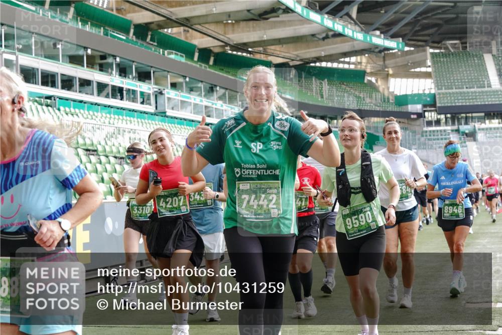 13.09.2026 - 21. swb-Marathon Bremen Michael Burmester http://msf.ph/oto/10431259 13.09.2026 13:28:44 Laufen im Stadion 111, 220, 357, 422, 476, 478, 597, 685, 726, 729, 754, 829, 888, 925, 986, 1079, 1220, 1298, 1325, 1384, 1496, 1608, 1615, 1741, 1769, 1777, 1958, 1961, 1984, 2236, 2326, 2365, 2436, 2472, 2502, 2574, 2593, 2725, 2740, 2743, 2862, 2868, 2876, 2924, 2991, 3020, 3061, 3073, 3129, 3154, 3219, 3238, 3274, 3321, 3361, 3589, 3592, 3594, 3595, 3605, 3678, 3694, 3755, 3758, 3798, 3826, 3853, 3885, 3907, 3953, 3965, 3971, 3978, 3987, 4011, 4108, 4238, 4457, 4660 meine-sportfotos.de