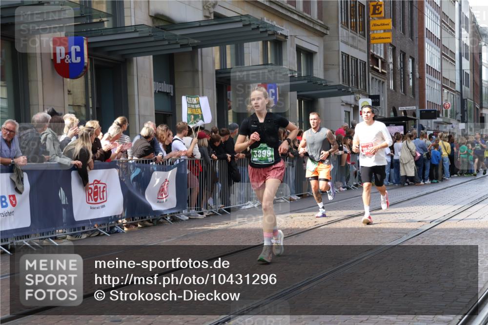 13.09.2026 - 21. swb-Marathon Bremen Strokosch-Dieckow http://msf.ph/oto/10431296 13.09.2026 13:11:07 Ziel 382, 1349, 2087, 3440, 3899, 6274, 7109, 8474, 8982, 9291, 9618, 9762, 335, 384, 697, 1385, 2021, 2759, 3448, 3484, 3647, 4023, 4429, 4475, 4571, 5079, 5155, 5168, 5314, 5387, 6471, 6657, 7115, 7136, 8183, 9410, 9622, 9659, 9762, 13248 meine-sportfotos.de