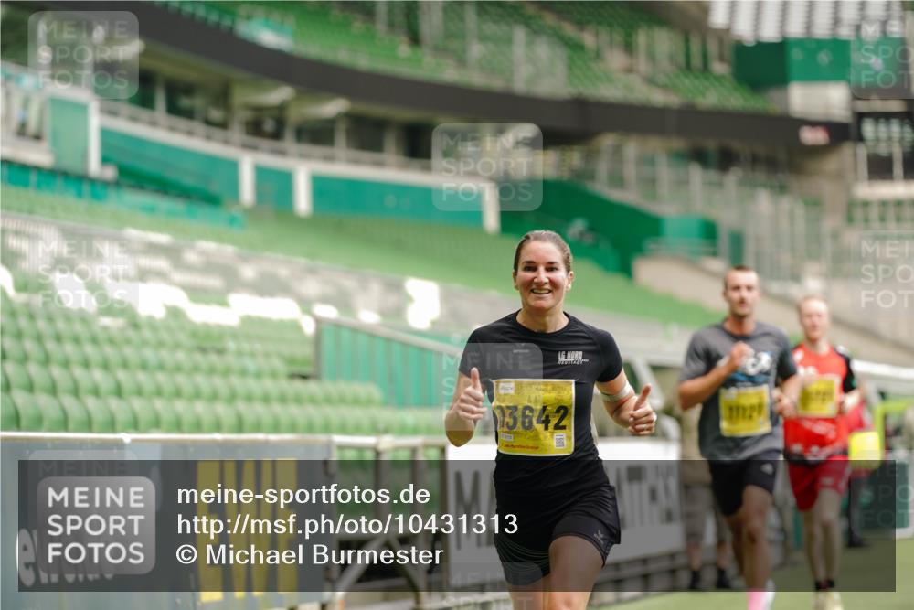 13.09.2026 - 21. swb-Marathon Bremen Michael Burmester http://msf.ph/oto/10431313 13.09.2026 10:22:37 Laufen im Stadion 10244, 10302, 10441, 10575, 10926, 11083, 11127, 11142, 11198, 11227, 11338, 11454, 11619, 11721, 11738, 11854, 11916, 11944, 12003, 12053, 12209, 12339, 12370, 12395, 12456, 12520, 12538, 13507, 13513, 13519, 13535, 13539, 13548, 13551, 13553, 13556, 13559, 13563, 13568, 13575, 13584, 13587, 13606, 13608, 13616, 13636, 13641, 13642, 10366, 10475, 11481, 11652, 12457, 13530, 13533, 13534, 13536, 13541, 13543, 13554, 13564 meine-sportfotos.de