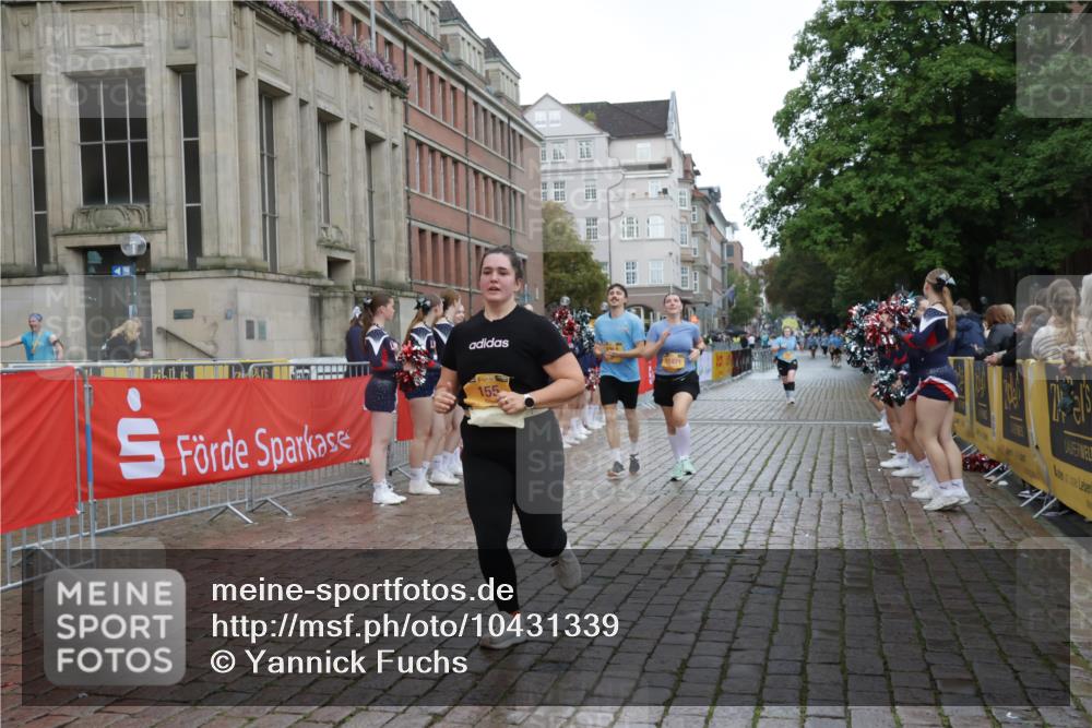 13.09.2026 - Kiel Lauf Yannick Fuchs http://msf.ph/oto/10431339 13.09.2026 11:15:57 Ziel 1605, 2414, 4309, 4571, 9204, 9348, 9708, 155, 1246, 3087, 5327, 9175, 11871, 12831, 12832, 12833, 12834, 1391, 2511, 3196, 4216, 5714, 6211, 9484, 12556, 155, 2401 meine-sportfotos.de