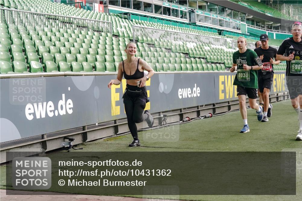 13.09.2026 - 21. swb-Marathon Bremen Michael Burmester http://msf.ph/oto/10431362 13.09.2026 13:28:50 Laufen im Stadion 111, 220, 357, 422, 476, 478, 597, 685, 726, 729, 754, 829, 888, 925, 986, 1079, 1217, 1220, 1270, 1298, 1325, 1384, 1496, 1615, 1741, 1769, 1777, 1958, 1984, 2236, 2326, 2365, 2436, 2472, 2502, 2546, 2574, 2593, 2740, 2743, 2862, 2868, 2876, 2924, 2991, 3020, 3061, 3129, 3154, 3219, 3238, 3274, 3321, 3361, 3563, 3589, 3594, 3595, 3605, 3678, 3694, 3755, 3758, 3798, 3826, 3853, 3885, 3907, 3953, 3965, 3971, 3978, 3987, 4011, 4108, 4238, 4457, 4660 meine-sportfotos.de