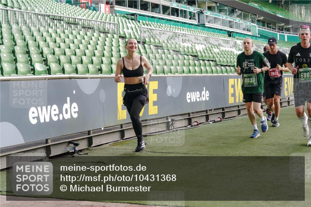 13.09.2026 - 21. swb-Marathon Bremen Michael Burmester http://msf.ph/oto/10431368 13.09.2026 13:28:50 Laufen im Stadion 111, 220, 357, 422, 476, 478, 597, 685, 726, 729, 754, 829, 888, 925, 986, 1079, 1217, 1220, 1270, 1298, 1325, 1384, 1496, 1615, 1741, 1769, 1777, 1958, 1984, 2236, 2326, 2365, 2436, 2472, 2502, 2546, 2574, 2593, 2740, 2743, 2862, 2868, 2876, 2924, 2991, 3020, 3061, 3129, 3154, 3219, 3238, 3274, 3321, 3361, 3563, 3589, 3594, 3595, 3605, 3678, 3694, 3755, 3758, 3798, 3826, 3853, 3885, 3907, 3953, 3965, 3971, 3978, 3987, 4011, 4108, 4238, 4457, 4660 meine-sportfotos.de