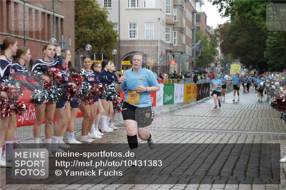 13.09.2026 - Kiel Lauf Yannick Fuchs http://msf.ph/oto/10431383 13.09.2026 11:16:02 Ziel 1605, 2511, 3196, 4216, 9204, 9348, 1246, 2414, 3087, 4309, 4571, 9175, 9708, 12831, 12832, 12833, 12834, 1391, 5714, 5808, 6211, 6999, 9484, 11678, 11679, 11680, 12273, 12274, 12275, 12556, 155, 5327, 11871 meine-sportfotos.de