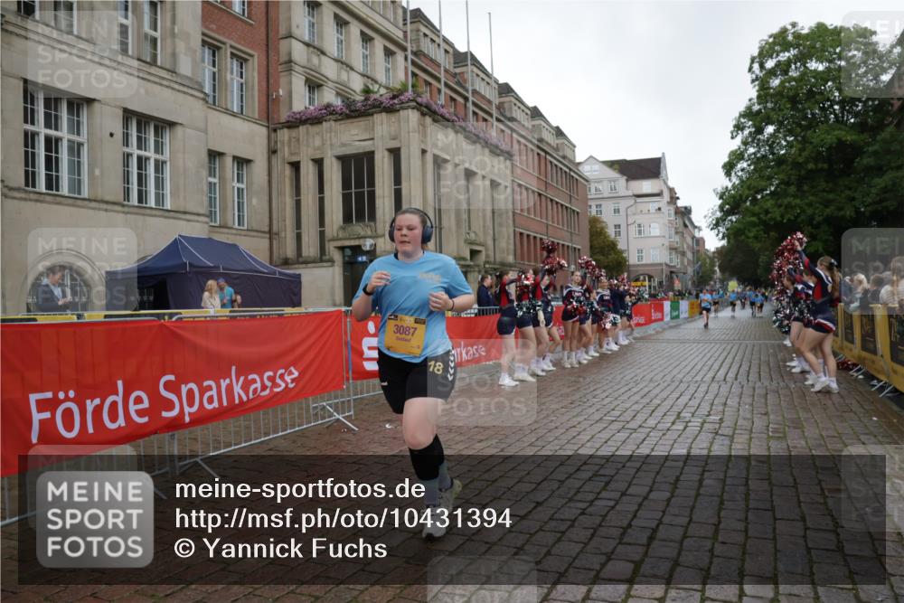13.09.2026 - Kiel Lauf Yannick Fuchs http://msf.ph/oto/10431394 13.09.2026 11:16:05 Ziel 1605, 2511, 3196, 4216, 9204, 9348, 1246, 2414, 3087, 4309, 4571, 9175, 9348, 9708, 12831, 12832, 12833, 12834, 1391, 2822, 5714, 5732, 5808, 6211, 6999, 9173, 9484, 11678, 11679, 11680, 12273, 12274, 12275, 12556, 155, 1246, 3087, 5327, 11871, 12831, 12832, 12833, 12834 meine-sportfotos.de