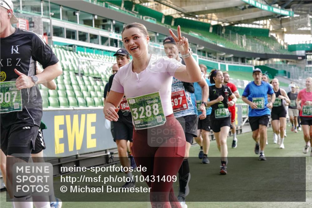 13.09.2026 - 21. swb-Marathon Bremen Michael Burmester http://msf.ph/oto/10431409 13.09.2026 13:28:52 Laufen im Stadion 111, 220, 357, 422, 476, 478, 597, 685, 726, 729, 754, 829, 888, 925, 986, 1079, 1217, 1220, 1270, 1298, 1325, 1384, 1496, 1615, 1741, 1769, 1777, 1958, 1984, 2236, 2238, 2326, 2365, 2436, 2472, 2502, 2546, 2574, 2593, 2740, 2743, 2830, 2862, 2868, 2876, 2924, 2991, 3020, 3053, 3061, 3129, 3154, 3219, 3238, 3274, 3321, 3361, 3563, 3589, 3594, 3595, 3605, 3678, 3694, 3755, 3758, 3798, 3826, 3853, 3885, 3907, 3953, 3965, 3971, 3978, 3987, 4011, 4108, 4238, 4457, 4660 meine-sportfotos.de