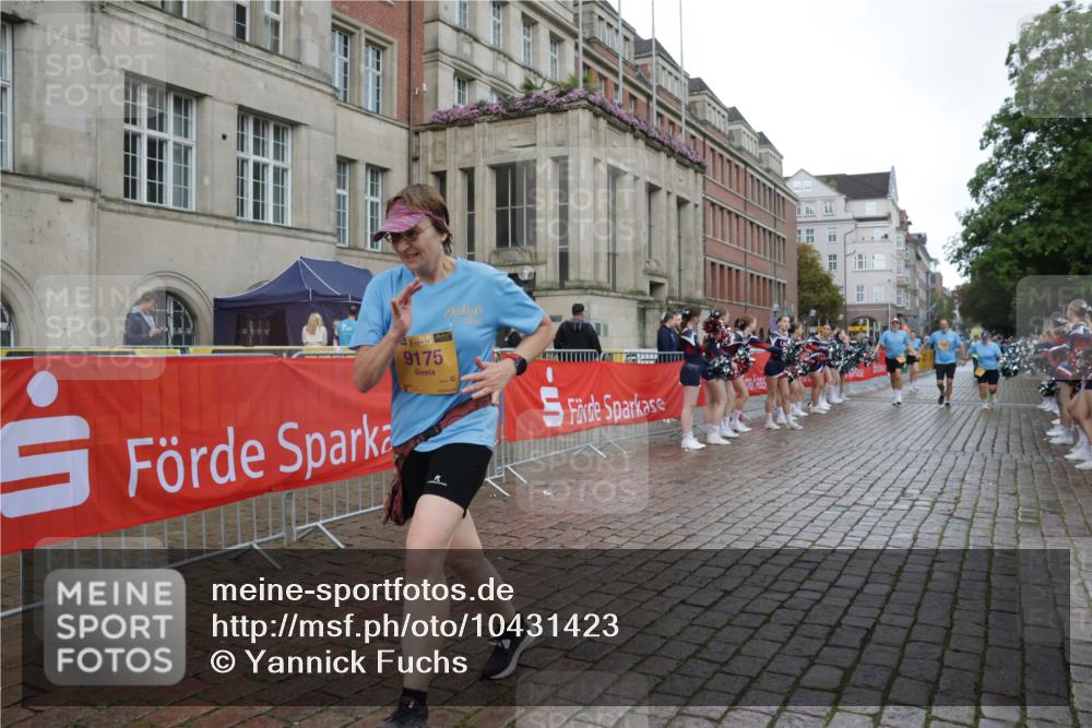 13.09.2026 - Kiel Lauf Yannick Fuchs http://msf.ph/oto/10431423 13.09.2026 11:16:18 Ziel 1391, 5714, 5808, 6211, 6999, 9484, 11678, 11679, 11680, 12273, 12274, 12275, 12556, 1605, 2414, 2511, 3196, 4216, 4309, 4571, 9175, 9204, 9348, 9708, 644, 2822, 5732, 6170, 9035, 9173, 9593, 11230, 9175 meine-sportfotos.de