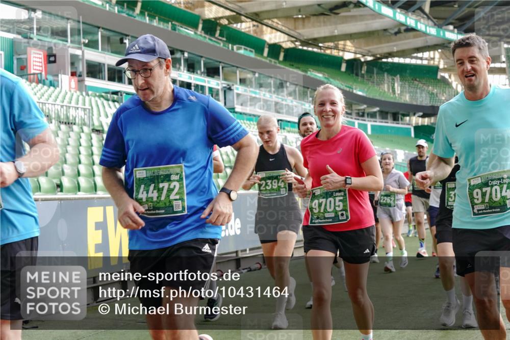 13.09.2026 - 21. swb-Marathon Bremen Michael Burmester http://msf.ph/oto/10431464 13.09.2026 13:28:55 Laufen im Stadion 111, 171, 220, 357, 422, 476, 478, 597, 685, 726, 729, 754, 829, 888, 925, 986, 1079, 1217, 1220, 1270, 1298, 1325, 1384, 1496, 1615, 1741, 1777, 1958, 1984, 2236, 2238, 2326, 2365, 2436, 2472, 2502, 2546, 2574, 2593, 2740, 2743, 2830, 2862, 2868, 2876, 2924, 2991, 3020, 3053, 3061, 3129, 3154, 3219, 3238, 3274, 3321, 3361, 3563, 3589, 3594, 3595, 3605, 3678, 3694, 3755, 3758, 3798, 3826, 3853, 3885, 3953, 3965, 3971, 3978, 3987, 4011, 4108, 4238, 4457, 4660 meine-sportfotos.de