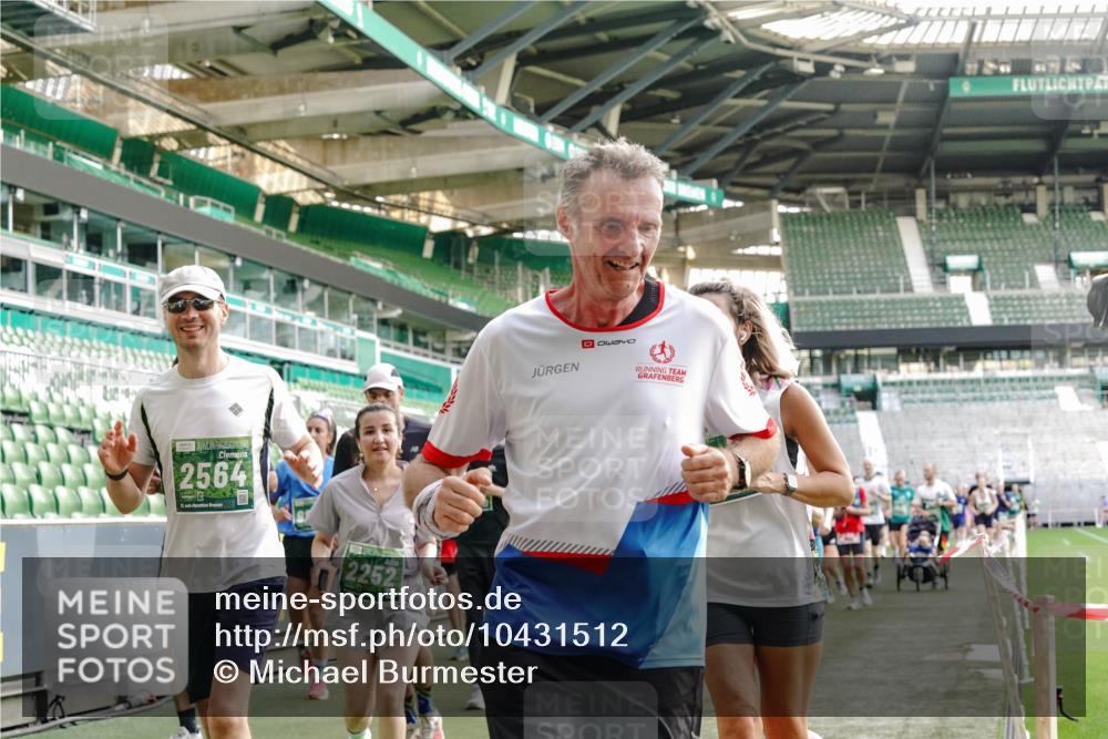 13.09.2026 - 21. swb-Marathon Bremen Michael Burmester http://msf.ph/oto/10431512 13.09.2026 13:28:57 Laufen im Stadion 111, 171, 220, 357, 422, 476, 478, 597, 685, 726, 729, 754, 829, 888, 925, 986, 1079, 1217, 1220, 1270, 1298, 1325, 1384, 1496, 1615, 1741, 1777, 1958, 1984, 2236, 2238, 2326, 2365, 2436, 2472, 2502, 2546, 2574, 2593, 2740, 2743, 2830, 2862, 2868, 2876, 2924, 2991, 3020, 3053, 3061, 3129, 3154, 3219, 3238, 3274, 3321, 3361, 3563, 3589, 3594, 3595, 3605, 3678, 3694, 3755, 3758, 3798, 3826, 3853, 3885, 3898, 3953, 3965, 3971, 3987, 4011, 4108, 4238, 4457, 4660 meine-sportfotos.de