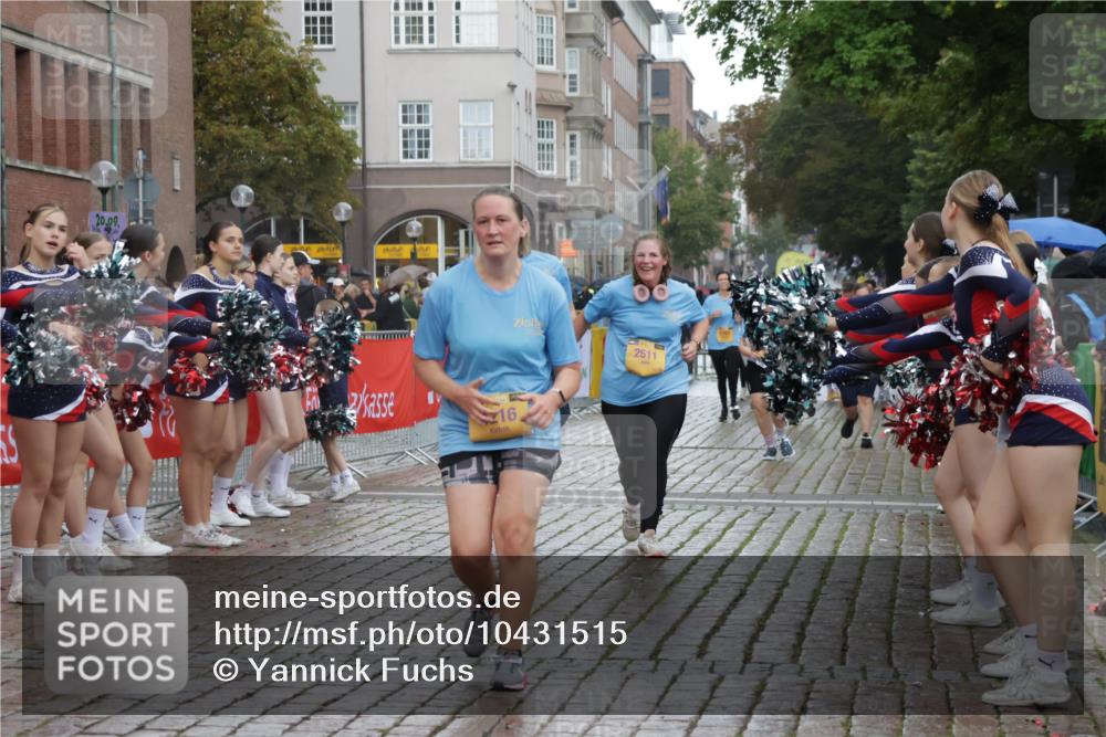 13.09.2026 - Kiel Lauf Yannick Fuchs http://msf.ph/oto/10431515 13.09.2026 11:16:34 Ziel 644, 2822, 5732, 6170, 9035, 9173, 9593, 11230, 11926, 1391, 2511, 3196, 4216, 5714, 5732, 5808, 6211, 6999, 9204, 9484, 11678, 11679, 11680, 12273, 12274, 12275, 12556, 1925, 2050, 6977, 8630, 8964, 10554, 11584, 12226, 12370, 1605, 9204, 9348 meine-sportfotos.de