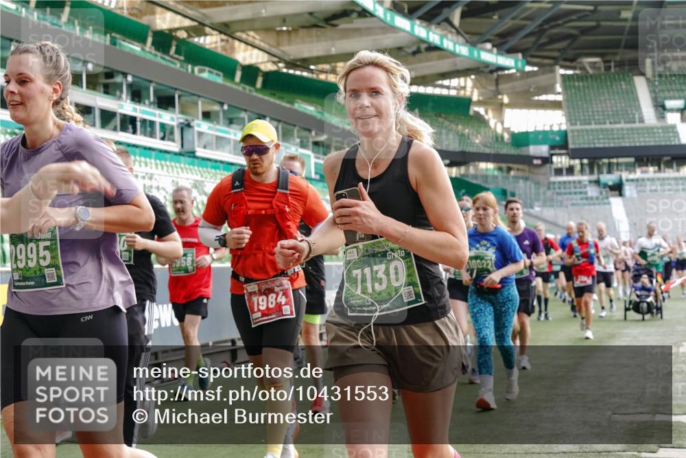 13.09.2026 - 21. swb-Marathon Bremen Michael Burmester http://msf.ph/oto/10431553 13.09.2026 13:29:00 Laufen im Stadion 111, 171, 220, 422, 476, 478, 685, 726, 729, 754, 829, 888, 925, 986, 1079, 1217, 1220, 1242, 1270, 1298, 1325, 1384, 1496, 1615, 1741, 1777, 1886, 1958, 1984, 2236, 2238, 2326, 2365, 2436, 2472, 2502, 2546, 2574, 2593, 2740, 2743, 2830, 2862, 2868, 2876, 2924, 2991, 3020, 3053, 3061, 3129, 3154, 3238, 3274, 3321, 3361, 3563, 3589, 3594, 3595, 3605, 3678, 3694, 3755, 3758, 3798, 3826, 3853, 3885, 3898, 3953, 3965, 3971, 3987, 4011, 4108, 4238, 4457, 4660 meine-sportfotos.de