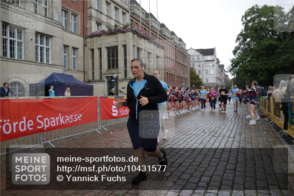 13.09.2026 - Kiel Lauf Yannick Fuchs http://msf.ph/oto/10431577 13.09.2026 11:16:48 Ziel 1925, 2050, 6977, 8630, 8964, 10554, 11584, 11926, 12226, 12370, 644, 2822, 5714, 5732, 5808, 6170, 6999, 9035, 9173, 9593, 11230, 11678, 11679, 11680, 12273, 12274, 12275, 12556, 608, 3995, 7800, 7880, 9428, 1391, 2511, 3196, 5714, 6211, 9484, 12556 meine-sportfotos.de