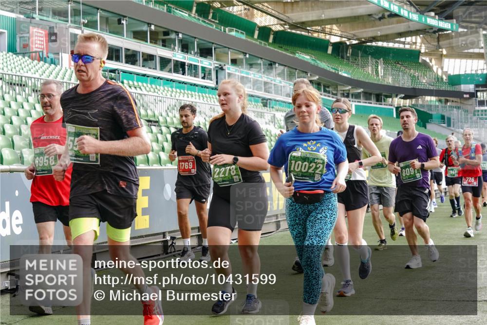 13.09.2026 - 21. swb-Marathon Bremen Michael Burmester http://msf.ph/oto/10431599 13.09.2026 13:29:02 Laufen im Stadion 111, 171, 220, 422, 476, 478, 685, 726, 729, 754, 829, 888, 925, 986, 1079, 1217, 1220, 1242, 1270, 1298, 1325, 1384, 1496, 1615, 1741, 1777, 1886, 1958, 1984, 2236, 2238, 2326, 2365, 2436, 2472, 2502, 2546, 2574, 2593, 2740, 2743, 2830, 2862, 2868, 2924, 2991, 3020, 3053, 3061, 3129, 3154, 3238, 3274, 3286, 3321, 3361, 3563, 3589, 3594, 3595, 3605, 3678, 3694, 3755, 3758, 3798, 3826, 3853, 3885, 3898, 3953, 3965, 3971, 3987, 4011, 4108, 4238, 4457, 4660 meine-sportfotos.de