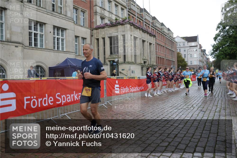 13.09.2026 - Kiel Lauf Yannick Fuchs http://msf.ph/oto/10431620 13.09.2026 11:16:55 Ziel 608, 1925, 2050, 3995, 6977, 7800, 8630, 8964, 10554, 12226, 12370, 644, 2822, 5732, 6170, 6999, 9035, 9173, 9593, 10554, 11230, 11584, 11678, 11679, 11680, 11926, 12275, 7400, 7880, 9428, 5714, 5808, 6999, 11678, 11679, 11680, 12273, 12274, 12275, 12556 meine-sportfotos.de