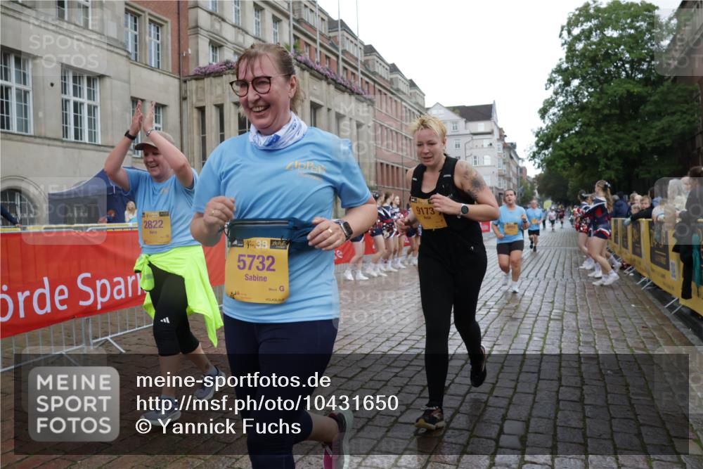 13.09.2026 - Kiel Lauf Yannick Fuchs http://msf.ph/oto/10431650 13.09.2026 11:16:59 Ziel 608, 2050, 3995, 7800, 8630, 12226, 12370, 644, 1925, 2822, 5732, 6170, 6977, 8964, 9035, 9173, 9593, 10554, 11230, 11584, 11926, 7400, 7880, 9428, 2822, 5732, 5808, 6999, 9173, 9593, 11678, 11679, 11680, 12273, 12274, 12275 meine-sportfotos.de