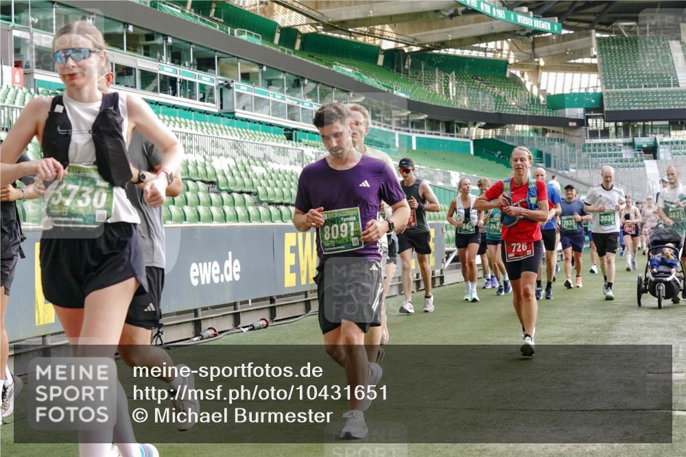 13.09.2026 - 21. swb-Marathon Bremen Michael Burmester http://msf.ph/oto/10431651 13.09.2026 13:29:03 Laufen im Stadion 111, 171, 220, 422, 476, 478, 685, 726, 729, 754, 829, 888, 925, 986, 1079, 1217, 1220, 1242, 1270, 1298, 1325, 1384, 1496, 1615, 1741, 1777, 1886, 1958, 1984, 2236, 2238, 2263, 2326, 2365, 2436, 2472, 2502, 2546, 2574, 2593, 2740, 2743, 2830, 2862, 2868, 2924, 2991, 3020, 3053, 3061, 3129, 3154, 3238, 3274, 3286, 3321, 3361, 3563, 3589, 3594, 3595, 3605, 3678, 3694, 3755, 3758, 3798, 3826, 3853, 3885, 3898, 3953, 3965, 3971, 3987, 4011, 4108, 4238, 4457, 4660 meine-sportfotos.de
