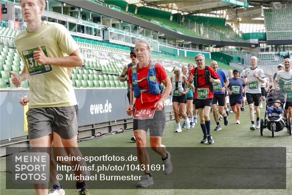 13.09.2026 - 21. swb-Marathon Bremen Michael Burmester http://msf.ph/oto/10431691 13.09.2026 13:29:05 Laufen im Stadion 111, 171, 220, 422, 476, 478, 685, 726, 729, 754, 829, 888, 925, 986, 1079, 1217, 1220, 1242, 1270, 1298, 1325, 1384, 1496, 1615, 1741, 1777, 1886, 1958, 1984, 2236, 2238, 2263, 2326, 2365, 2436, 2449, 2472, 2502, 2546, 2574, 2593, 2740, 2743, 2830, 2862, 2868, 2924, 2991, 3020, 3053, 3061, 3129, 3154, 3238, 3274, 3286, 3321, 3361, 3563, 3589, 3594, 3595, 3605, 3678, 3694, 3755, 3758, 3798, 3826, 3853, 3898, 3953, 3965, 3971, 3987, 4011, 4108, 4238, 4457, 4660 meine-sportfotos.de