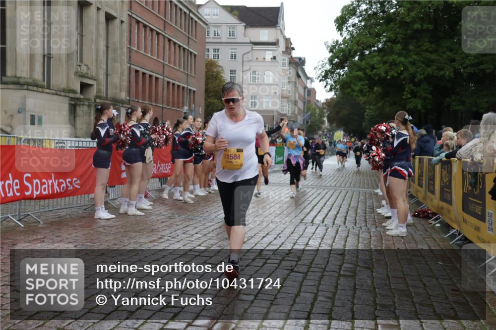 13.09.2026 - Kiel Lauf Yannick Fuchs http://msf.ph/oto/10431724 13.09.2026 11:17:15 Ziel 7400, 7880, 9428, 608, 1925, 2050, 3995, 6977, 7800, 7880, 8630, 8964, 10554, 11584, 12226, 12370, 9570, 11584, 11926 meine-sportfotos.de