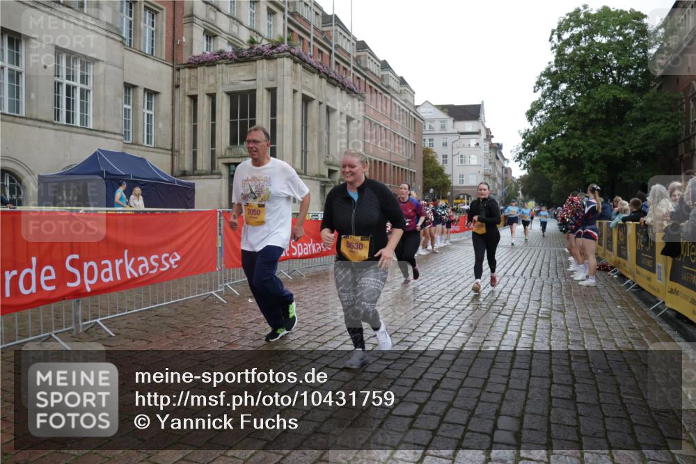 13.09.2026 - Kiel Lauf Yannick Fuchs http://msf.ph/oto/10431759 13.09.2026 11:17:24 Ziel 7400, 9570, 608, 2050, 3995, 7800, 7880, 8630, 9428, 12226, 12370, 7720, 1925, 2050, 6977, 8630, 8964, 10554, 11584, 12226, 12370 meine-sportfotos.de