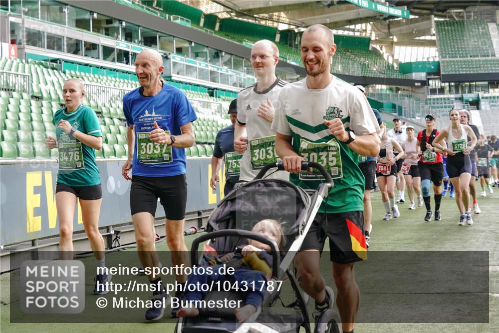 13.09.2026 - 21. swb-Marathon Bremen Michael Burmester http://msf.ph/oto/10431787 13.09.2026 13:29:09 Laufen im Stadion 111, 171, 220, 422, 476, 478, 685, 726, 729, 754, 767, 829, 888, 925, 986, 1079, 1217, 1220, 1242, 1270, 1298, 1325, 1384, 1496, 1615, 1633, 1634, 1741, 1777, 1886, 1958, 1984, 2238, 2263, 2326, 2365, 2436, 2449, 2472, 2502, 2546, 2574, 2593, 2738, 2740, 2743, 2830, 2862, 2868, 2924, 2991, 3020, 3053, 3061, 3129, 3154, 3238, 3274, 3286, 3321, 3361, 3563, 3589, 3594, 3595, 3605, 3678, 3694, 3755, 3758, 3798, 3826, 3853, 3898, 3953, 3965, 3971, 3987, 4011, 4108, 4238, 4457, 4660 meine-sportfotos.de