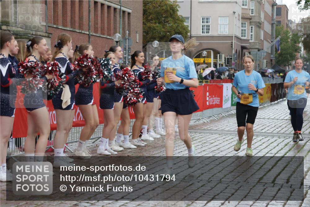 13.09.2026 - Kiel Lauf Yannick Fuchs http://msf.ph/oto/10431794 13.09.2026 11:17:28 Ziel 9570, 608, 3995, 7400, 7800, 7880, 9428, 7720, 7947, 1925, 2050, 6977, 8630, 8964, 12226, 12370 meine-sportfotos.de