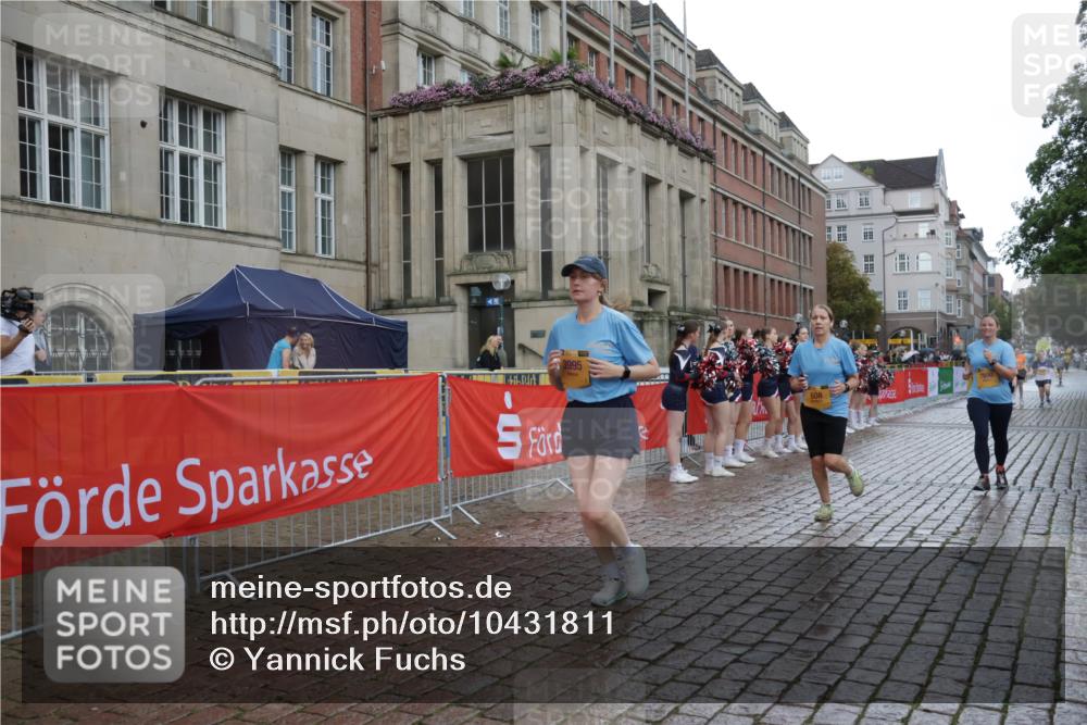 13.09.2026 - Kiel Lauf Yannick Fuchs http://msf.ph/oto/10431811 13.09.2026 11:17:31 Ziel 9570, 608, 3995, 7400, 7800, 7880, 9428, 7720, 7947, 608, 2050, 3995, 7800, 8630, 12226, 12370 meine-sportfotos.de