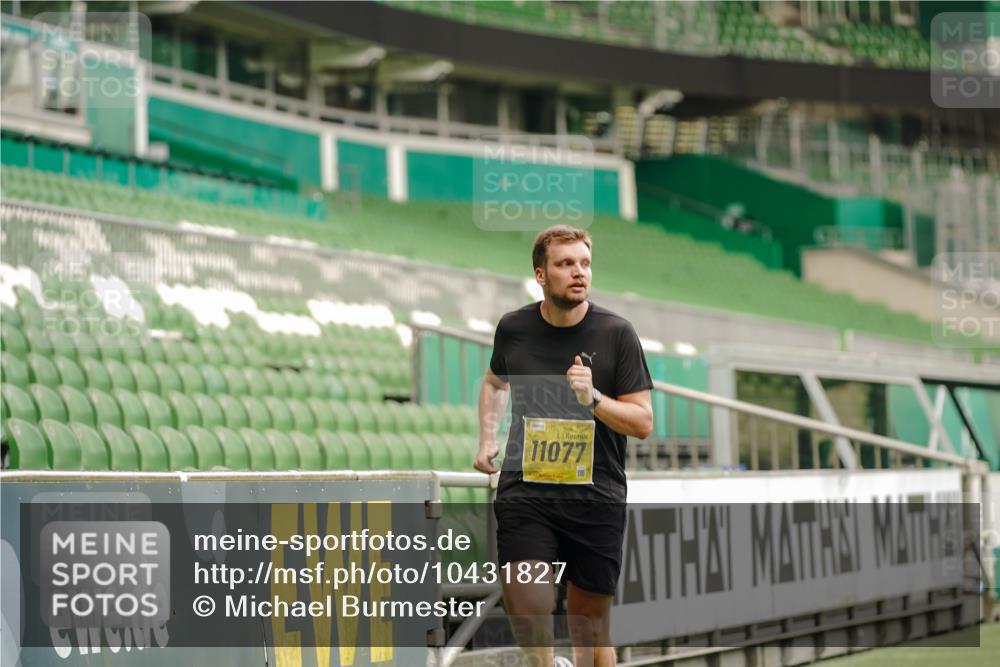 13.09.2026 - 21. swb-Marathon Bremen Michael Burmester http://msf.ph/oto/10431827 13.09.2026 10:23:11 Laufen im Stadion 10235, 10302, 10341, 10441, 10520, 10575, 10592, 10782, 10926, 11042, 11083, 11127, 11198, 11227, 11338, 11373, 11426, 11454, 11619, 11628, 11713, 11721, 11738, 11854, 11903, 11916, 11944, 12003, 12053, 12144, 12209, 12339, 12370, 12395, 12404, 12538, 13507, 13513, 13519, 13535, 13539, 13551, 13553, 13556, 13559, 13563, 13566, 13580, 13584, 13587, 13616, 13636, 13641, 13642, 10366, 10475, 11481, 11652, 13530, 13534, 13541, 13564 meine-sportfotos.de