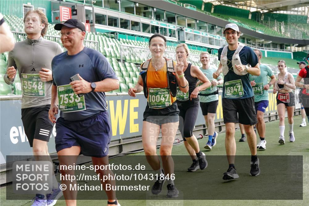 13.09.2026 - 21. swb-Marathon Bremen Michael Burmester http://msf.ph/oto/10431846 13.09.2026 13:29:11 Laufen im Stadion 111, 171, 220, 422, 476, 478, 685, 729, 754, 767, 829, 888, 925, 986, 1079, 1217, 1220, 1242, 1270, 1298, 1325, 1384, 1496, 1615, 1633, 1634, 1741, 1777, 1886, 1958, 1984, 2238, 2263, 2326, 2365, 2436, 2449, 2472, 2502, 2546, 2574, 2593, 2738, 2740, 2743, 2830, 2862, 2868, 2924, 2991, 3020, 3053, 3061, 3129, 3154, 3238, 3274, 3286, 3321, 3361, 3563, 3589, 3594, 3595, 3605, 3678, 3694, 3755, 3758, 3798, 3826, 3853, 3898, 3953, 3965, 3971, 3987, 4011, 4056, 4108, 4238, 4457 meine-sportfotos.de