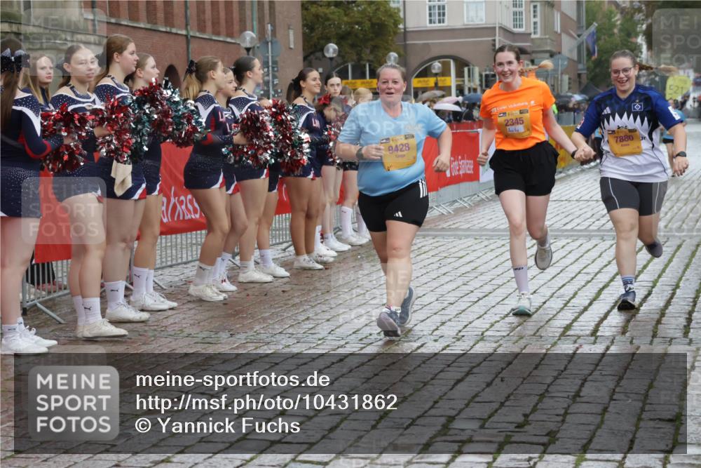 13.09.2026 - Kiel Lauf Yannick Fuchs http://msf.ph/oto/10431862 13.09.2026 11:17:37 Ziel 7720, 7400, 7880, 9428, 9570, 7947, 608, 3995, 7800, 7880 meine-sportfotos.de