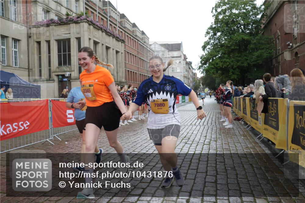 13.09.2026 - Kiel Lauf Yannick Fuchs http://msf.ph/oto/10431876 13.09.2026 11:17:40 Ziel 7720, 7400, 7880, 9428, 9570, 7947, 608, 7800, 7880, 9428 meine-sportfotos.de