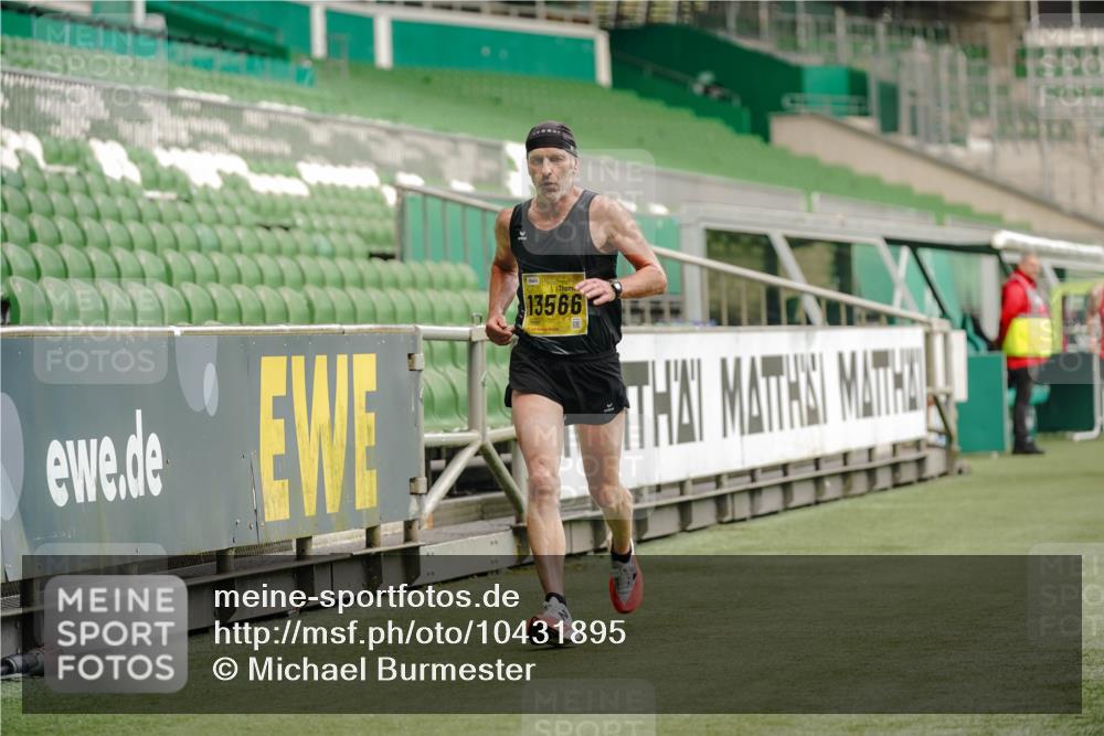 13.09.2026 - 21. swb-Marathon Bremen Michael Burmester http://msf.ph/oto/10431895 13.09.2026 10:23:17 Laufen im Stadion 10235, 10302, 10341, 10441, 10520, 10575, 10592, 10782, 10926, 11042, 11083, 11127, 11198, 11201, 11227, 11338, 11373, 11426, 11454, 11619, 11628, 11713, 11721, 11738, 11854, 11903, 11944, 12003, 12053, 12144, 12209, 12339, 12370, 12395, 12404, 12469, 12477, 12538, 13507, 13513, 13519, 13535, 13539, 13553, 13556, 13559, 13563, 13566, 13580, 13584, 13587, 13616, 13636, 13641, 13642, 10366, 10475, 11481, 11652, 13530, 13534, 13541, 13564 meine-sportfotos.de