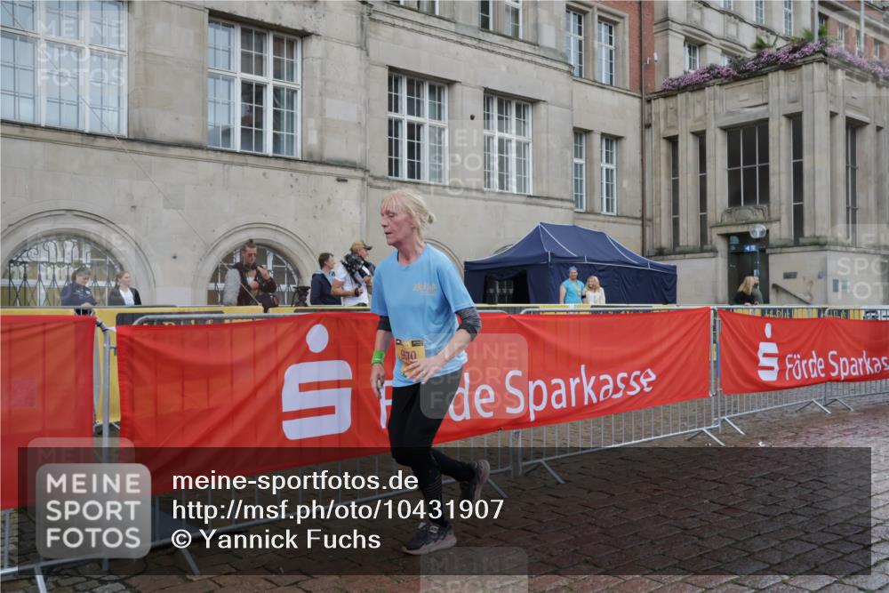 13.09.2026 - Kiel Lauf Yannick Fuchs http://msf.ph/oto/10431907 13.09.2026 11:17:57 Ziel 4186, 7947, 7720, 7947, 9570, 2503, 7400, 9570 meine-sportfotos.de