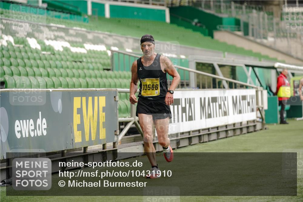 13.09.2026 - 21. swb-Marathon Bremen Michael Burmester http://msf.ph/oto/10431910 13.09.2026 10:23:17 Laufen im Stadion 10235, 10302, 10341, 10441, 10520, 10575, 10592, 10782, 10926, 11042, 11083, 11127, 11198, 11201, 11227, 11338, 11373, 11426, 11454, 11619, 11628, 11713, 11721, 11738, 11854, 11903, 11944, 12003, 12053, 12144, 12209, 12339, 12370, 12395, 12404, 12469, 12477, 12538, 13507, 13513, 13519, 13535, 13539, 13553, 13556, 13559, 13563, 13566, 13580, 13584, 13587, 13616, 13636, 13641, 13642, 10366, 10475, 11481, 11652, 13530, 13534, 13541, 13564 meine-sportfotos.de