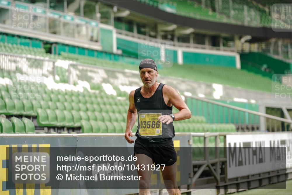 13.09.2026 - 21. swb-Marathon Bremen Michael Burmester http://msf.ph/oto/10431927 13.09.2026 10:23:18 Laufen im Stadion 10235, 10302, 10341, 10441, 10520, 10575, 10592, 10782, 10926, 11042, 11083, 11127, 11198, 11201, 11227, 11338, 11373, 11426, 11454, 11619, 11628, 11713, 11721, 11738, 11854, 11903, 11944, 12003, 12053, 12144, 12209, 12339, 12370, 12395, 12404, 12469, 12477, 12538, 13507, 13513, 13519, 13535, 13539, 13553, 13556, 13559, 13563, 13566, 13580, 13584, 13587, 13616, 13636, 13641, 13642, 10366, 10475, 11481, 11652, 13530, 13534, 13541, 13564 meine-sportfotos.de