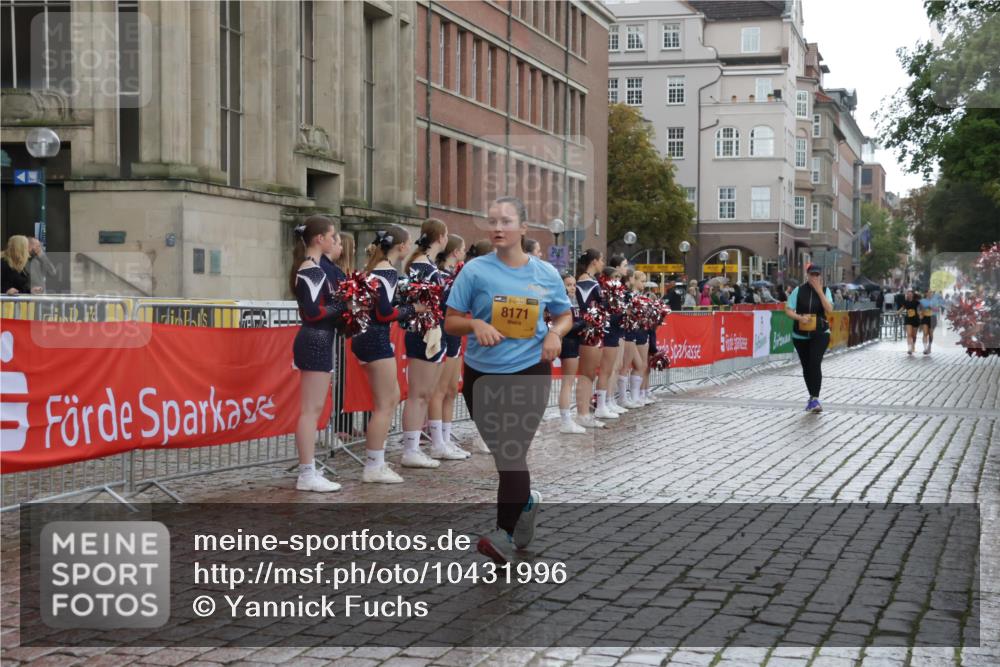 13.09.2026 - Kiel Lauf Yannick Fuchs http://msf.ph/oto/10431996 13.09.2026 11:18:56 Ziel 4035, 9893, 10057, 11039, 1645, 6513, 8171, 8181, 8735, 9103, 11388, 5422, 7298, 8171 meine-sportfotos.de