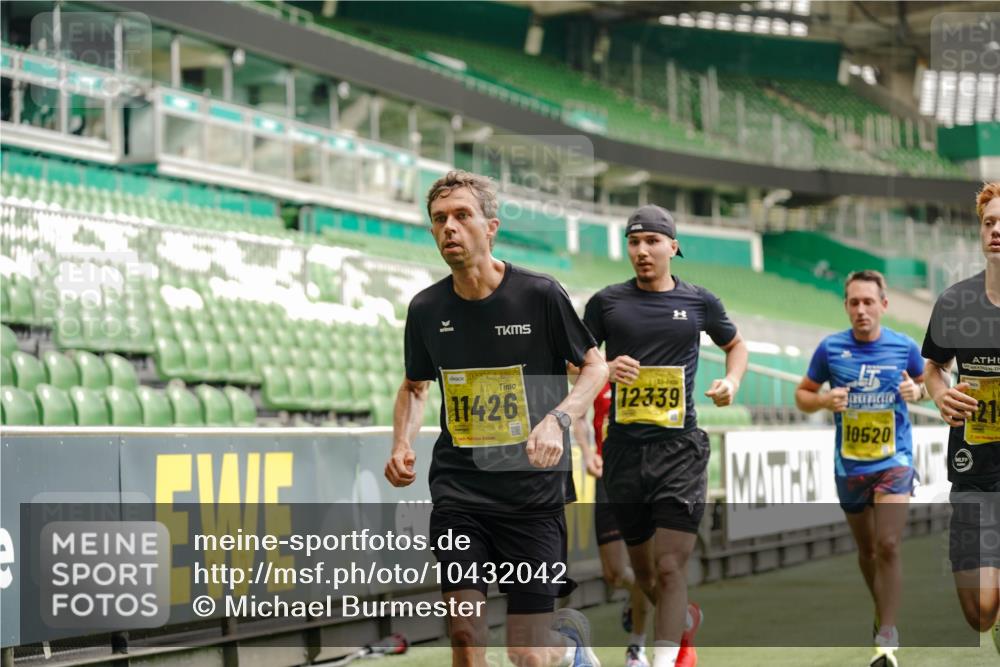 13.09.2026 - 21. swb-Marathon Bremen Michael Burmester http://msf.ph/oto/10432042 13.09.2026 10:23:24 Laufen im Stadion 10235, 10302, 10341, 10441, 10520, 10575, 10592, 10618, 10782, 10926, 11042, 11127, 11143, 11198, 11201, 11227, 11338, 11373, 11426, 11454, 11628, 11713, 11721, 11738, 11779, 11903, 11944, 12003, 12053, 12144, 12209, 12246, 12339, 12370, 12395, 12404, 12468, 12469, 12477, 12538, 13507, 13513, 13519, 13520, 13535, 13539, 13553, 13556, 13559, 13563, 13566, 13580, 13584, 13586, 13587, 13616, 13641, 13642, 10366, 10475, 11481, 11652, 13530, 13534, 13541 meine-sportfotos.de