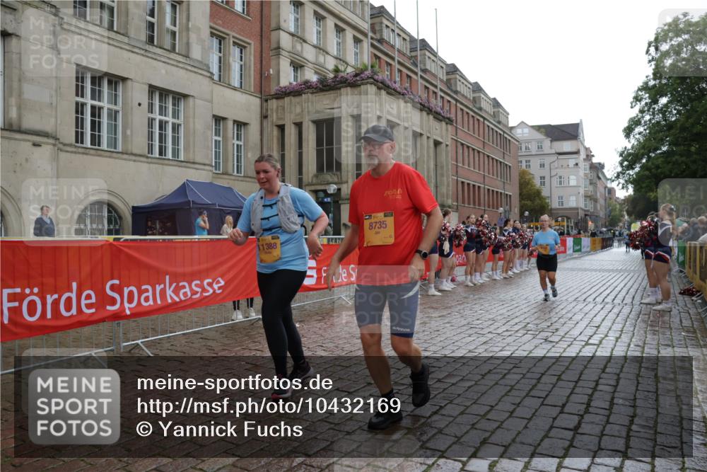 13.09.2026 - Kiel Lauf Yannick Fuchs http://msf.ph/oto/10432169 13.09.2026 11:19:45 Ziel 422, 10951, 3505, 4407, 8735, 9103, 10581, 11388, 562, 3854, 8735, 11388 meine-sportfotos.de