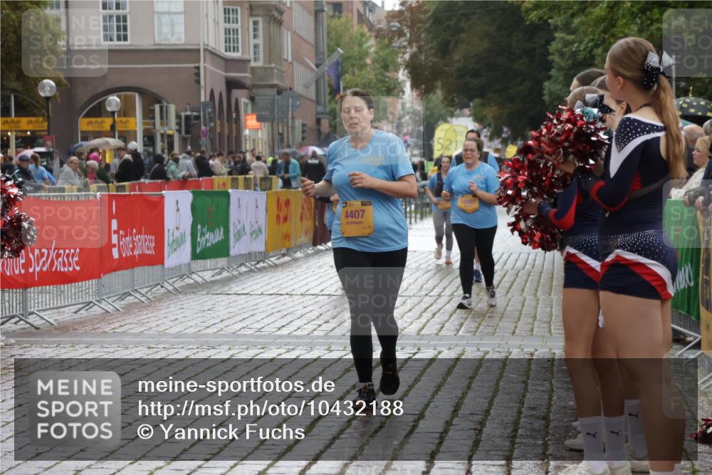 13.09.2026 - Kiel Lauf Yannick Fuchs http://msf.ph/oto/10432188 13.09.2026 11:19:54 Ziel 562, 3854, 422, 3505, 4407, 10581, 10951, 6116, 9103 meine-sportfotos.de