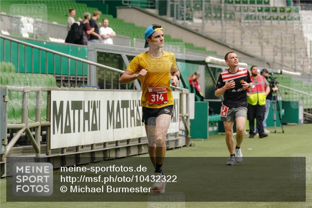 13.09.2026 - 21. swb-Marathon Bremen Michael Burmester http://msf.ph/oto/10432322 13.09.2026 12:29:20 Laufen im Stadion 314, 358, 520, 547, 553, 574, 649, 719, 858, 934, 959, 1161, 1253, 1256, 1391, 1428, 1525, 1724, 1783, 3662, 206, 322, 447, 814, 841, 875, 968, 1187, 1313, 1544, 1840, 2044, 2143 meine-sportfotos.de