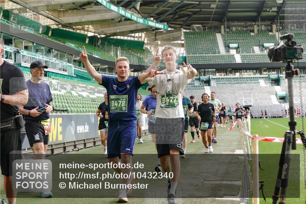13.09.2026 - 21. swb-Marathon Bremen Michael Burmester http://msf.ph/oto/10432340 13.09.2026 13:29:37 Laufen im Stadion 171, 220, 297, 405, 422, 476, 685, 729, 754, 767, 986, 1079, 1217, 1242, 1270, 1298, 1325, 1384, 1615, 1633, 1634, 1741, 1777, 1810, 1811, 1886, 1983, 2238, 2249, 2263, 2326, 2365, 2436, 2449, 2472, 2546, 2574, 2593, 2615, 2738, 2740, 2743, 2830, 2862, 2868, 2869, 2871, 2924, 2991, 3020, 3053, 3061, 3129, 3154, 3227, 3238, 3274, 3286, 3321, 3361, 3563, 3589, 3594, 3595, 3605, 3678, 3694, 3755, 3758, 3798, 3826, 3853, 3898, 3929, 3953, 3965, 3971, 3987, 4011, 4056, 4108, 4238 meine-sportfotos.de