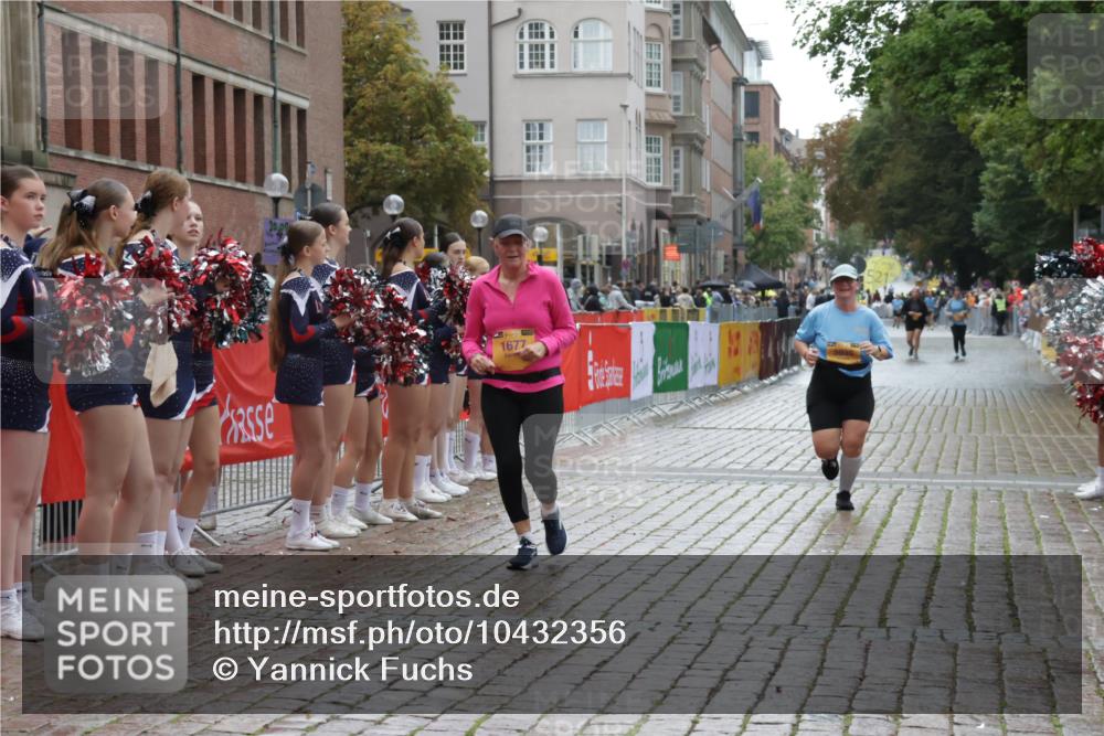 13.09.2026 - Kiel Lauf Yannick Fuchs http://msf.ph/oto/10432356 13.09.2026 11:21:18 Ziel 1609, 5847, 1677, 3935, 2913, 10950 meine-sportfotos.de