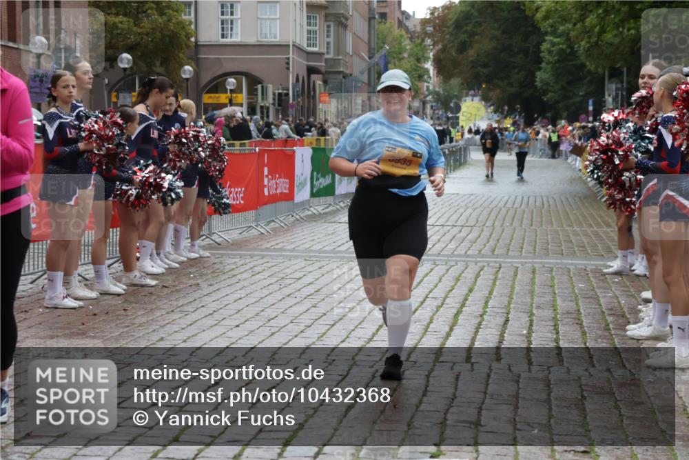 13.09.2026 - Kiel Lauf Yannick Fuchs http://msf.ph/oto/10432368 13.09.2026 11:21:20 Ziel 1609, 5847, 1677, 3935, 7755, 8014, 2913, 10950 meine-sportfotos.de