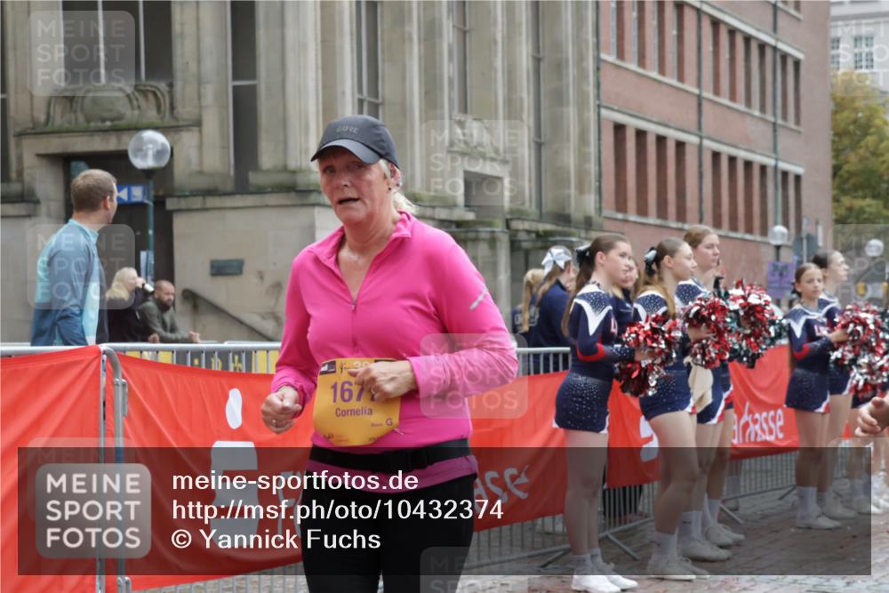 13.09.2026 - Kiel Lauf Yannick Fuchs http://msf.ph/oto/10432374 13.09.2026 11:21:22 Ziel 1609, 5847, 1677, 3935, 5953, 7755, 8014, 1677, 2913, 3935, 10950 meine-sportfotos.de