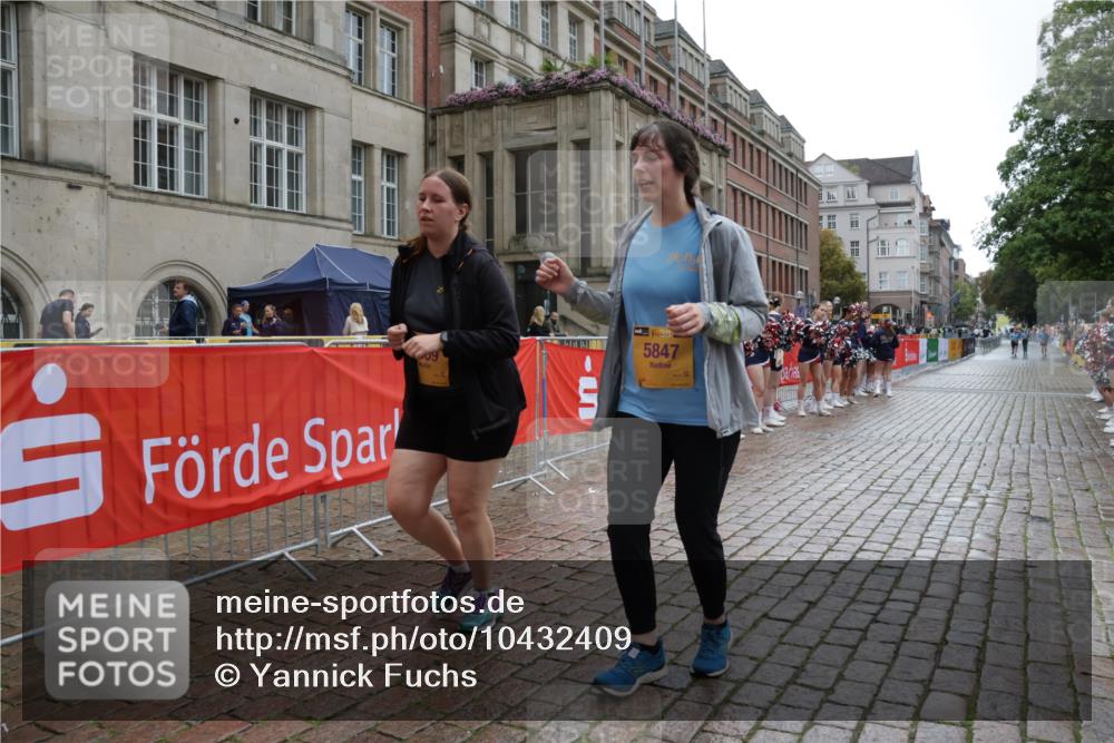 13.09.2026 - Kiel Lauf Yannick Fuchs http://msf.ph/oto/10432409 13.09.2026 11:21:51 Ziel 5953, 1609, 5847, 5953, 7755, 8014, 1609, 5847 meine-sportfotos.de