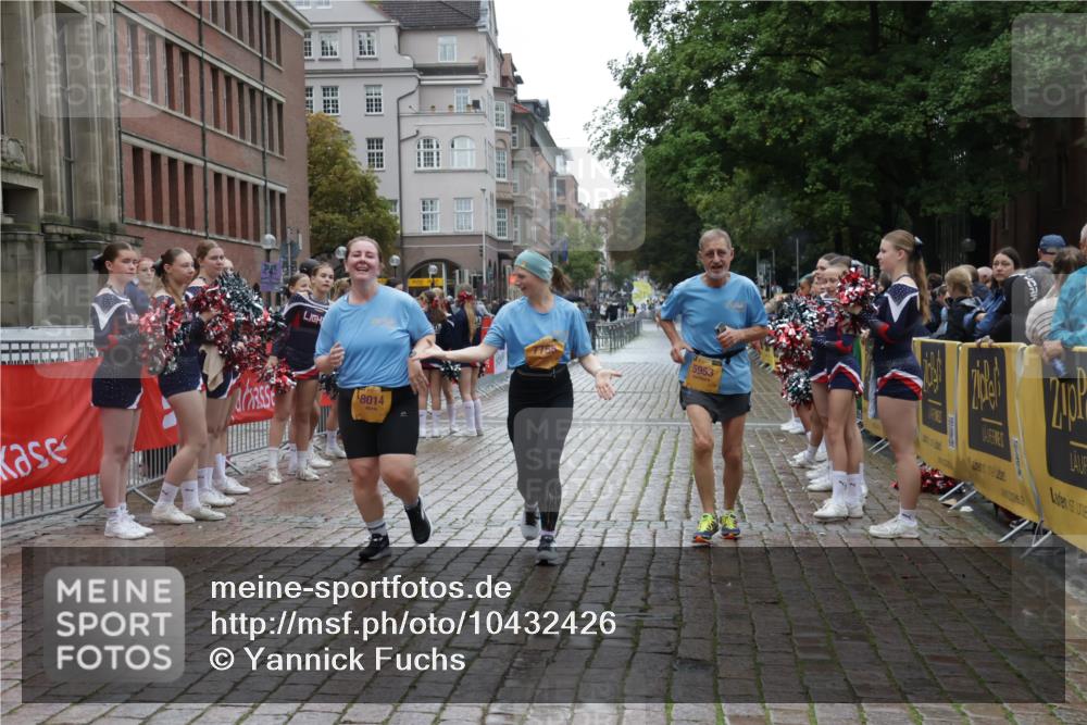 13.09.2026 - Kiel Lauf Yannick Fuchs http://msf.ph/oto/10432426 13.09.2026 11:22:12 Ziel 5953, 7755, 8014, 1305, 5917, 7755, 8014 meine-sportfotos.de