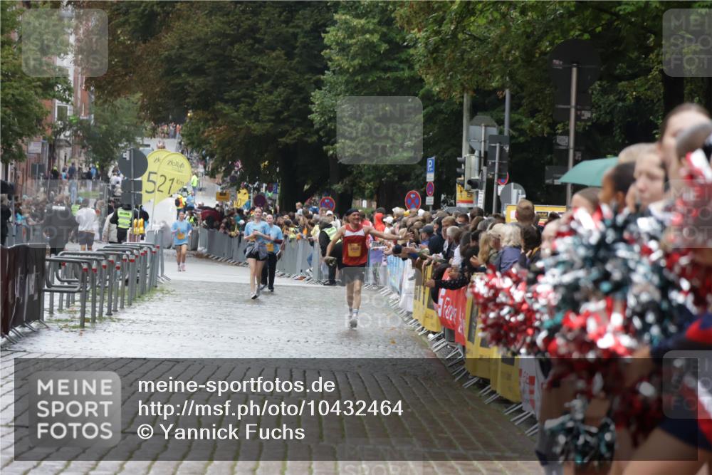 13.09.2026 - Kiel Lauf Yannick Fuchs http://msf.ph/oto/10432464 13.09.2026 11:22:21 Ziel 5917, 1305, 7737, 5953, 7755, 8014 meine-sportfotos.de