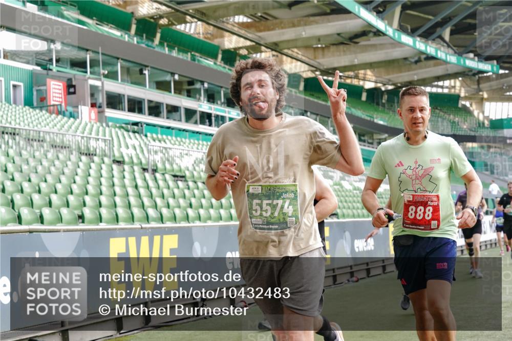 13.09.2026 - 21. swb-Marathon Bremen Michael Burmester http://msf.ph/oto/10432483 13.09.2026 13:29:44 Laufen im Stadion 171, 220, 297, 405, 422, 476, 685, 729, 754, 767, 986, 1079, 1217, 1242, 1270, 1298, 1325, 1384, 1615, 1633, 1634, 1741, 1777, 1810, 1811, 1886, 1983, 2238, 2242, 2249, 2263, 2326, 2365, 2436, 2449, 2472, 2546, 2574, 2593, 2615, 2738, 2740, 2743, 2830, 2862, 2868, 2869, 2871, 2924, 2991, 3020, 3053, 3061, 3129, 3154, 3227, 3238, 3274, 3286, 3321, 3361, 3563, 3594, 3595, 3605, 3678, 3694, 3755, 3758, 3798, 3826, 3853, 3898, 3929, 3953, 3965, 3971, 3987, 4011, 4056, 4108 meine-sportfotos.de